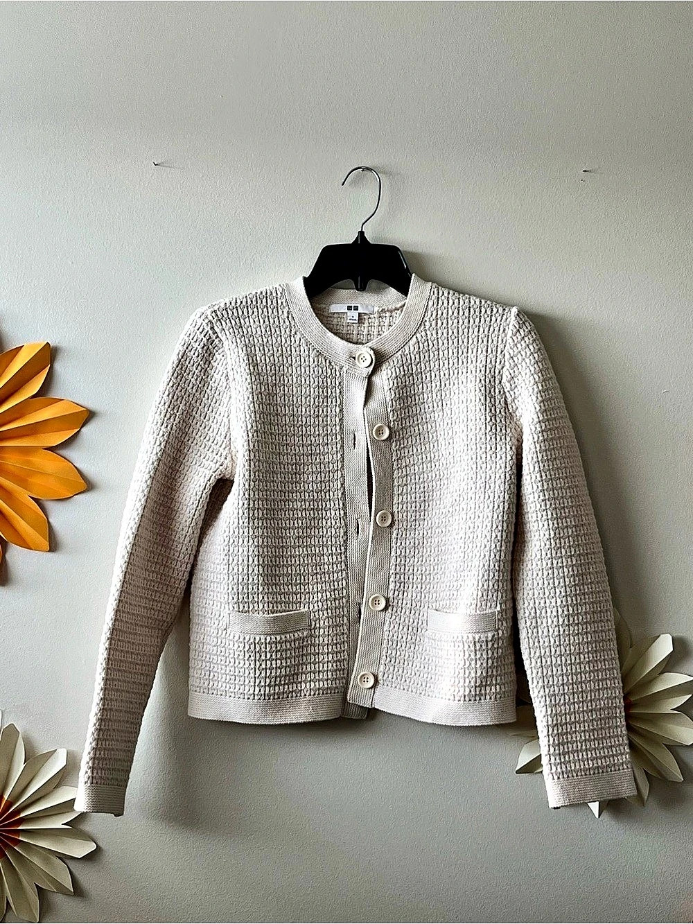 Uniqlo Waffle Knit Crew Neck Cardigan Cream S